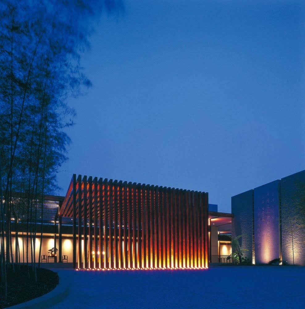 The Lalu Hotel Yuchi Exterior foto