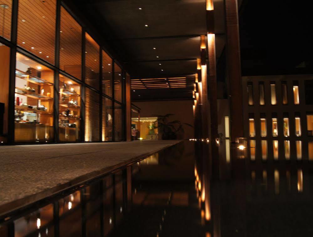 The Lalu Hotel Yuchi Exterior foto